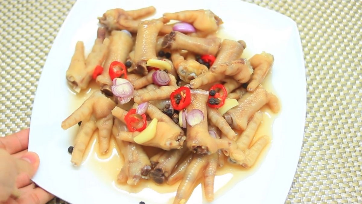 Cách Làm Chân Gà Ngâm Mắm Thơm Ngon, Giòn Dai Đậm Đà Ngay Tại Nhà