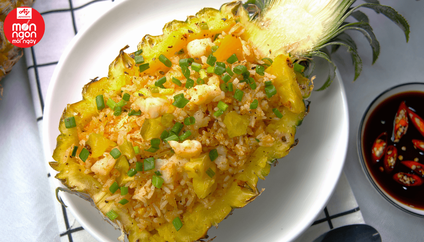 Cách làm cơm chiên tôm thơm ngon, đơn giản tại nhà