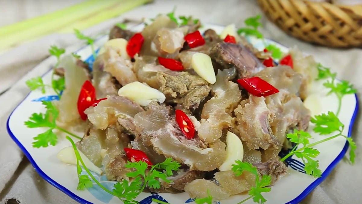 Cách làm gân bò ngâm giấm chua ngọt thơm ngon tại nhà