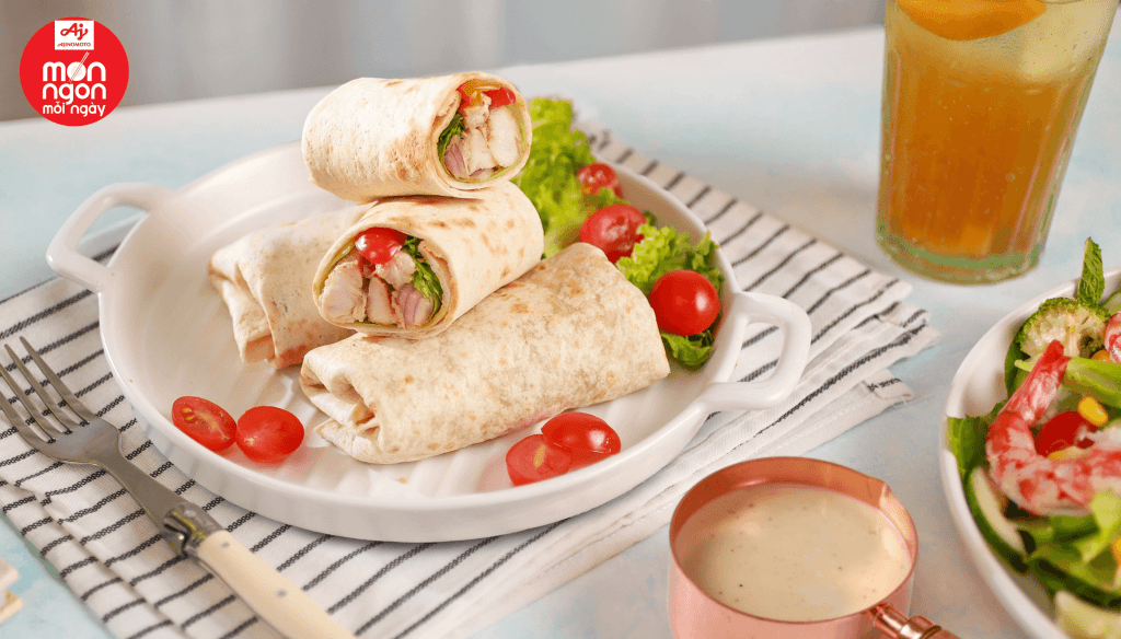 Cách làm Tacos Gà Caesar giòn tan, thơm ngon, đậm vị