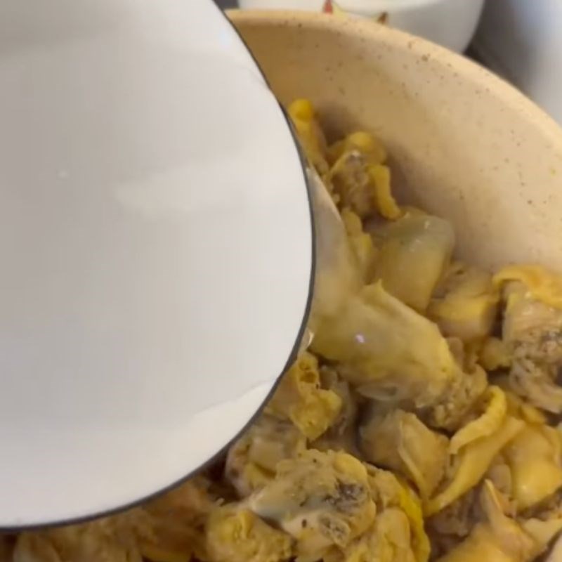 Kho gà Cơm đảo gà rang