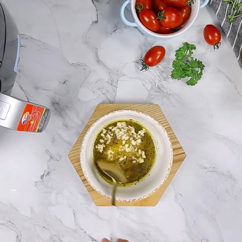 Bước 4 Làm sốt trộn salad Salad gà nướng rau mầm