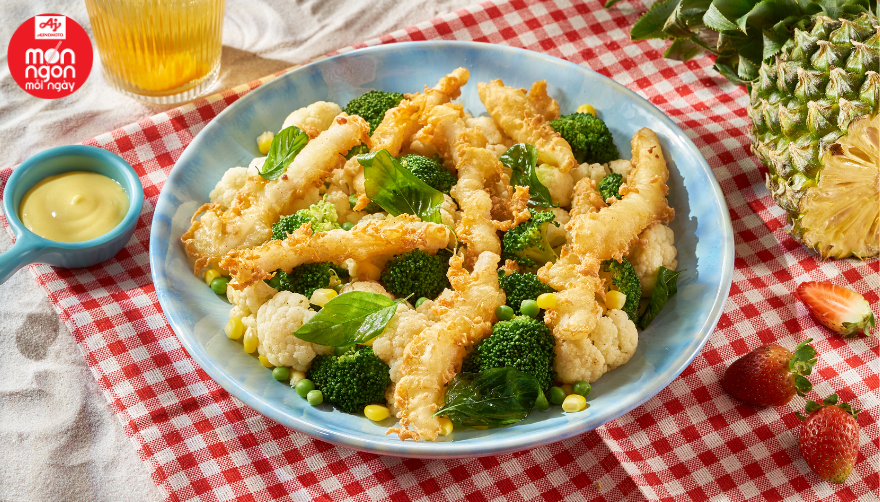 Salad Mực Chiên Giòn Rụm, Thơm Ngon - Công Thức Mới Lạ