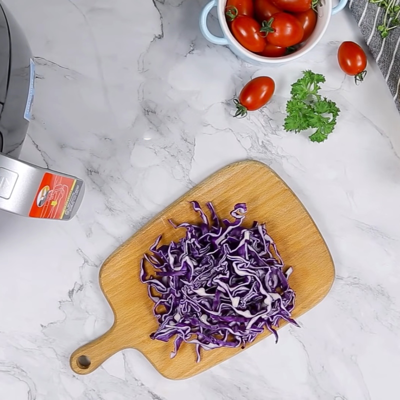Bước 3 Sơ chế các loại rau củ Salad gà nướng rau mầm