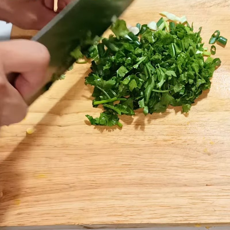 Bước 1 Sơ chế rau củ và chuẩn bị gia vị Canh gà rau củ