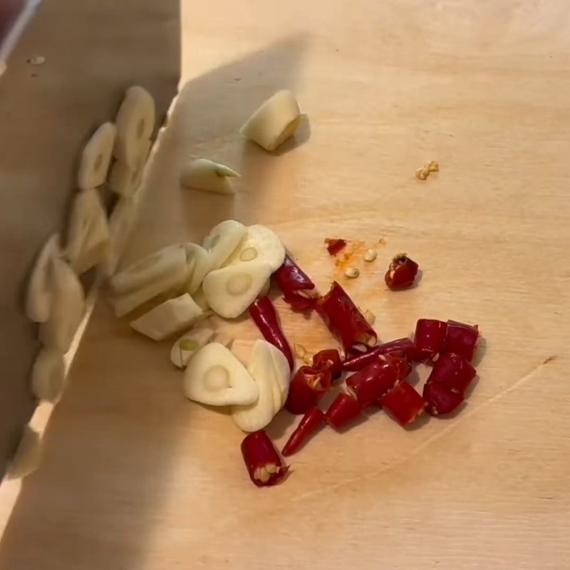 Sơ chế thịt gà và các nguyên liệu