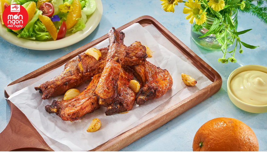 Sườn nướng sốt gấc thơm ngon, bổ mắt