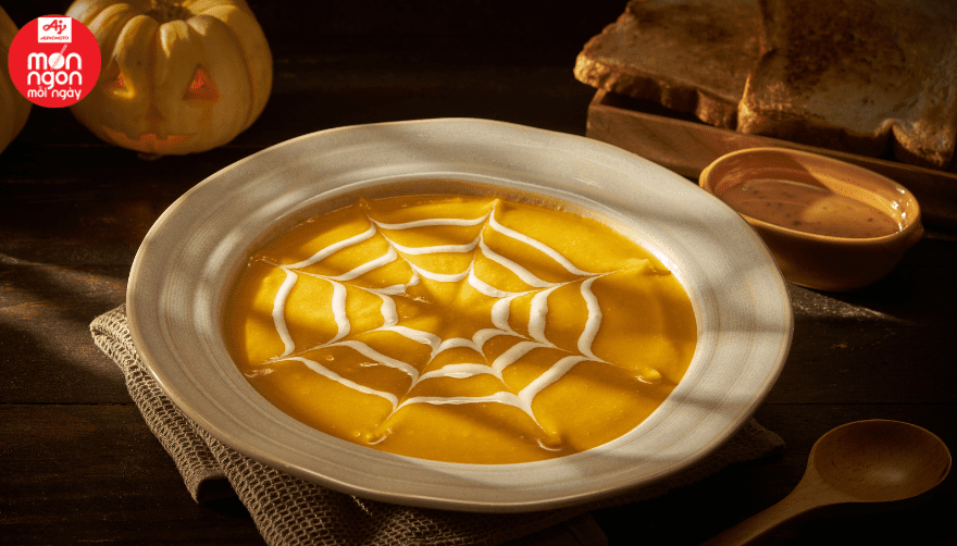 Súp gà bí đỏ kem mịn - công thức nhanh tại nhà