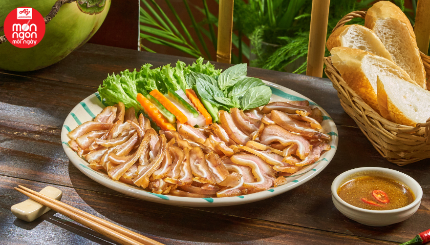 Tai Heo Khìa Nước Dừa: Món Ăn Bổ Dưỡng, Thơm Ngon