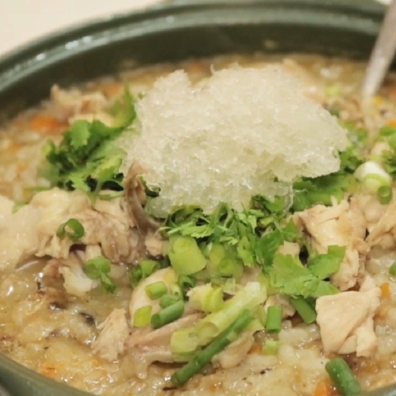 Thành phẩm cháo tổ yến thịt gà