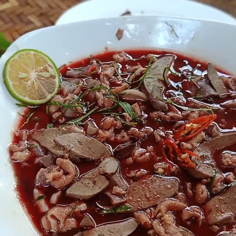 Thành phẩm Tiết canh gà