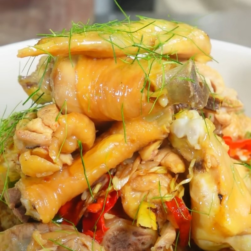 Thành phẩm Thịt gà rang sả ớt