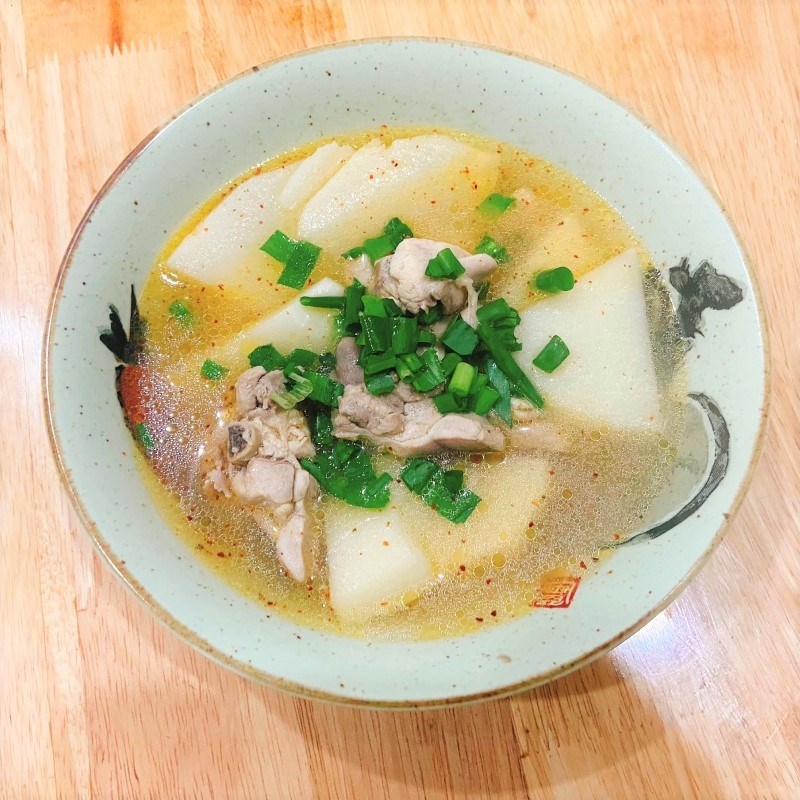 Chi tiết món gà nấu măng tươi