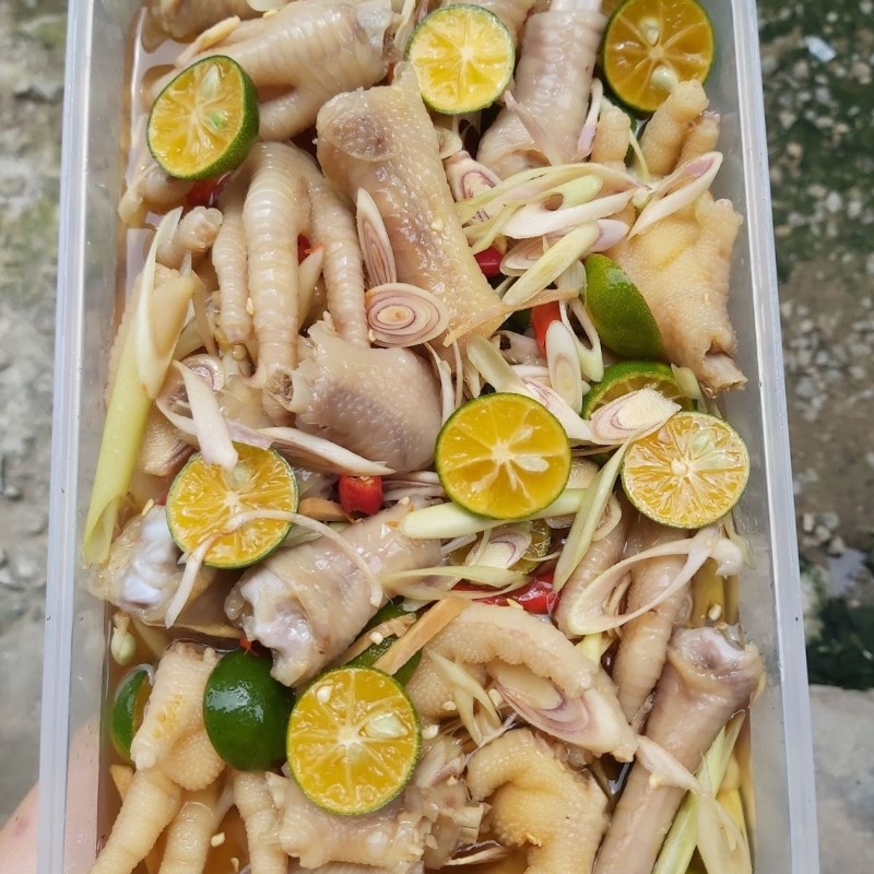Bước 6 Thành phẩm Chân gà ngâm sả tắc