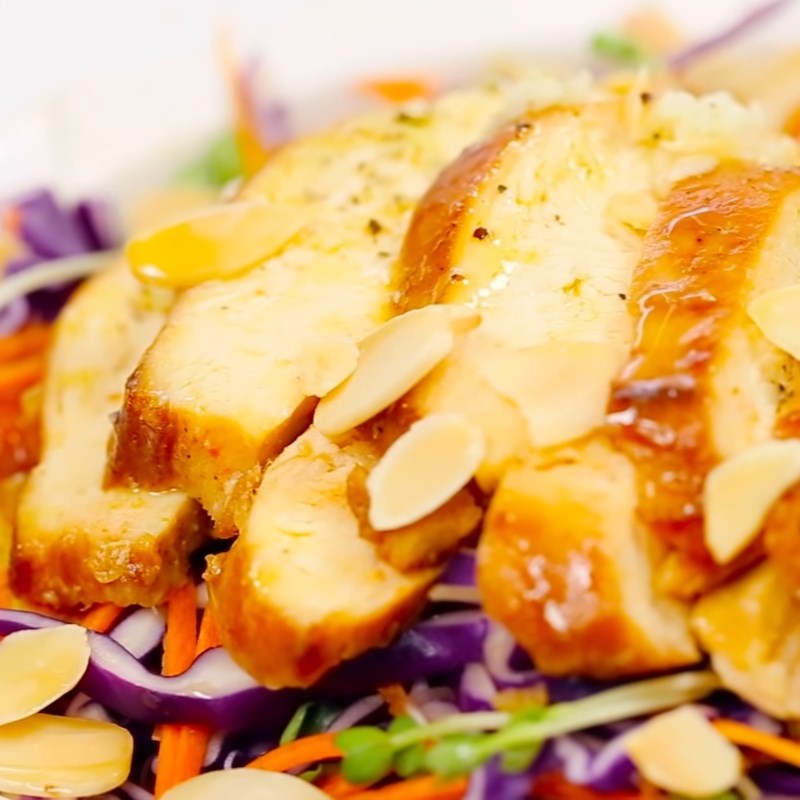 Bước 6 Thành phẩm Salad gà nướng rau mầm