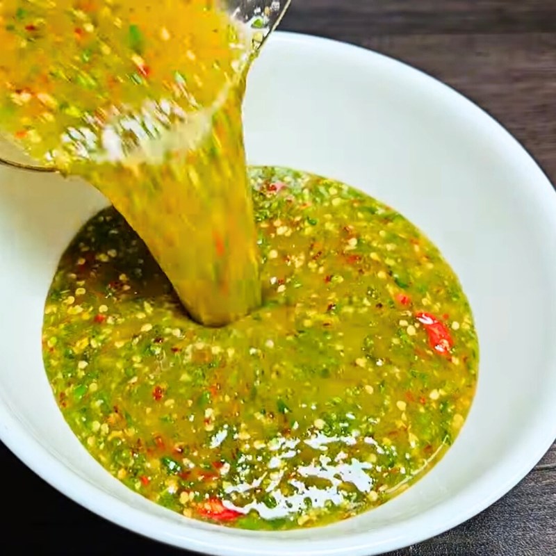 Thành phẩm sốt muối ớt xanh