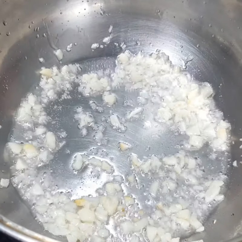 Xào sơ thịt gà