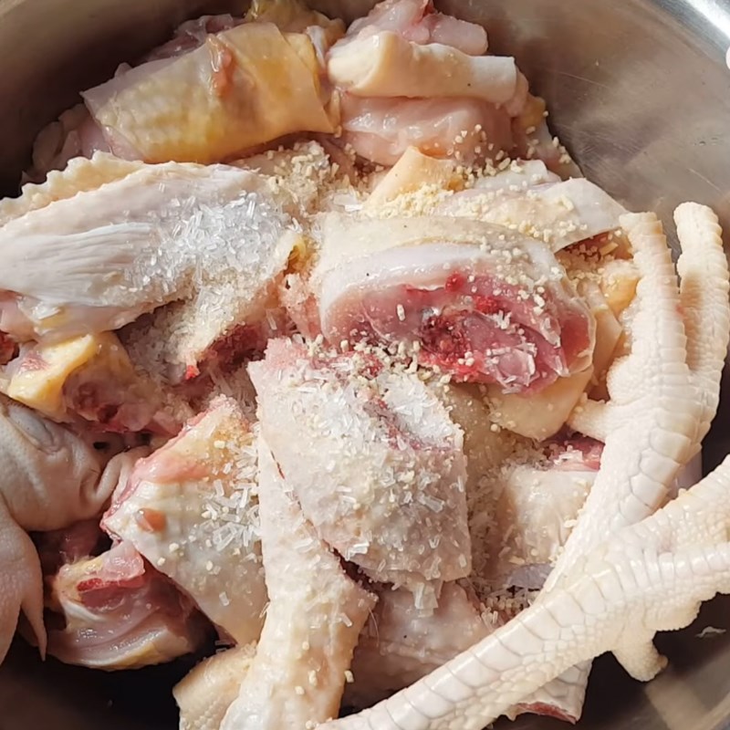 Ướp thịt gà