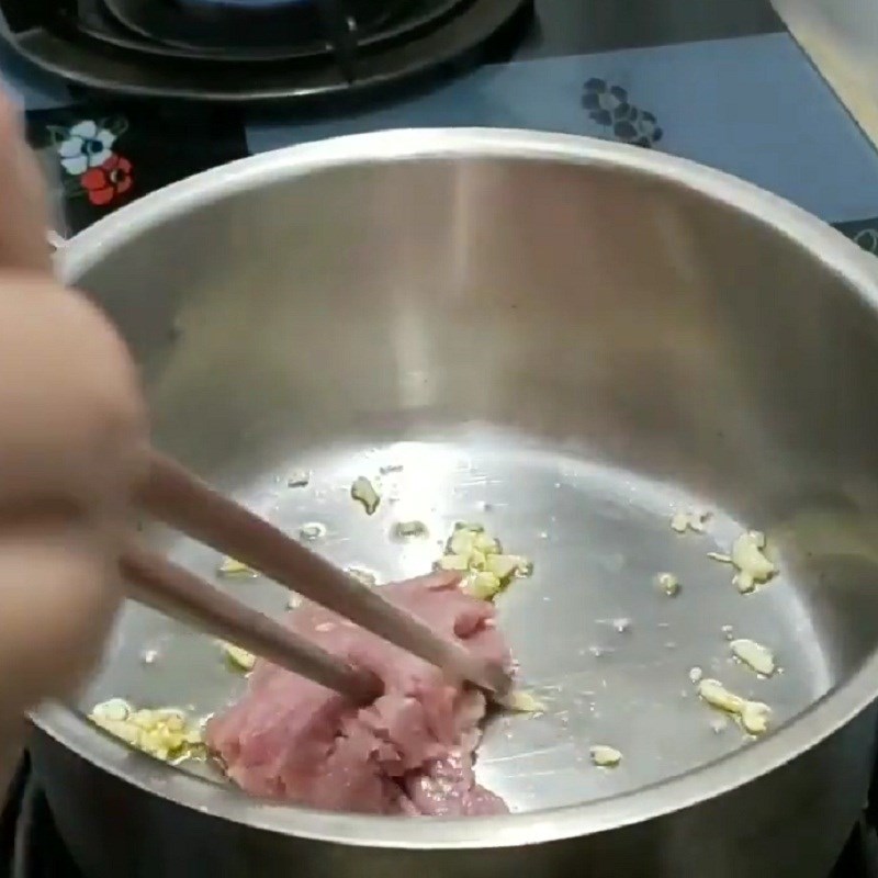 Xào thịt băm