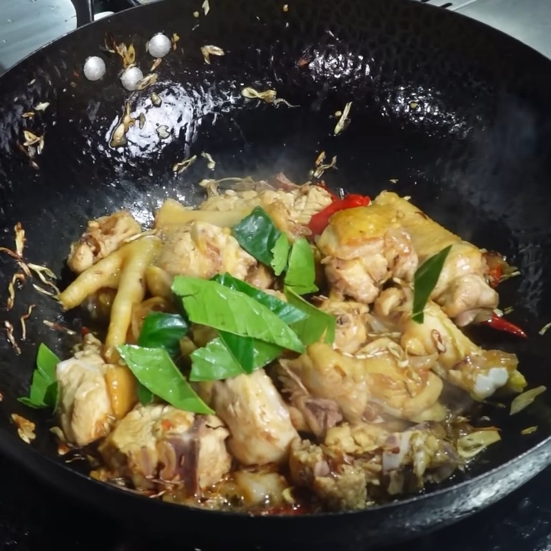 Xào thịt gà