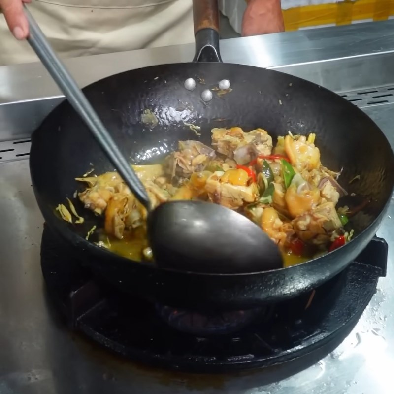 Xào thịt gà
